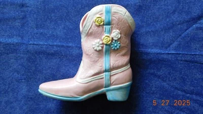 Jarrón bota vaquera vaquera vintage maceta pastel esmaltado rosa, azul y blanco Foto 1 de 4