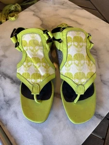 Sandalias calavera verde neón Thomas Wylde muy raras talla 9 - Imagen 1 de 16
