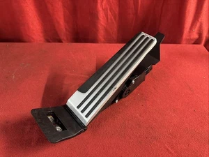 2008-2020 INFINITI G37 Q60 Nissan 370z Gas Accelerator Pedal TPS OEM 18002-1NC0C - Picture 1 of 8