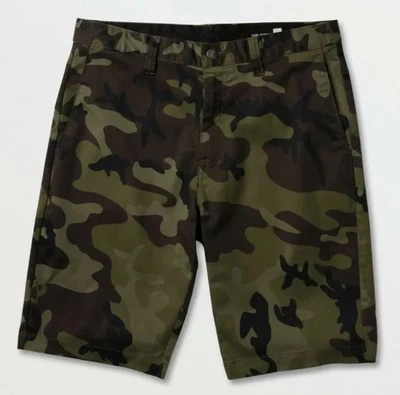 Volcom Vmonty Stretch 22" Mens Camo Shorts Size 30 - NEW w/Tags - MSRP $50 - Image 1 of 4