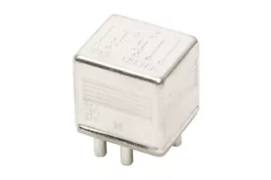 Relé URO Parts 0015420219 para modelos selectos de Mercedes-Benz 68-02 - Imagen 1 de 3