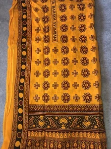 TanzaniaFabric/Tablecloth Orange Red  Black Written “Pendo Huleta Baraka Nybani” - Picture 1 of 3