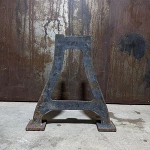 1 altes Tischbein Seitenteil Tischbeine Gusseisen Industrie H62,5cm B60cm G30Kg - Bild 1 von 8