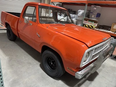 Dodge D150 1980  Foto 1 de 4