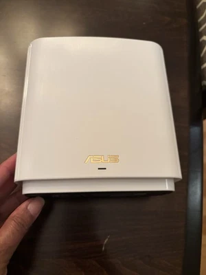 Asus Zen WiFi Xt8 No Power Cord - Image 1 of 2