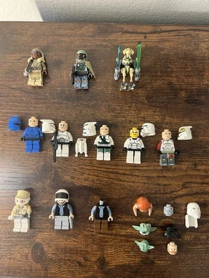 LEGO Star Wars minifigure lot - Image 1 of 4
