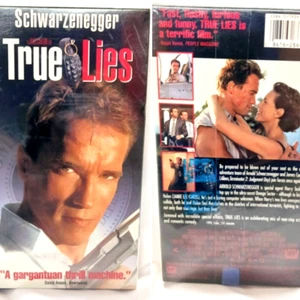 TRUE LIES STARRING ARNOLD SCHWARZENEGGER VHS TAPE 1995 NEW AND SEALED WATERMARK - Picture 1 of 7
