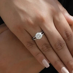 4 CT Round Cut Moissanite Split Shank Engagement Ring For Women 14K White Gold - Picture 1 of 4