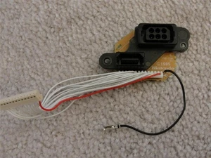 CONTROLADOR NINTENDO VIRTUAL BOY 3D VB Y PUERTO LINK repuestos de reparación - Imagen 1 de 1