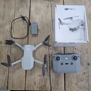 DJI Mini 2 SE Camera Drone with RC-N1 Remote - Picture 1 of 6