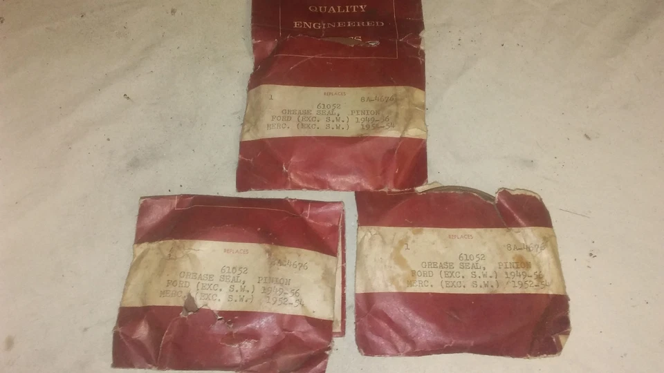 NOS 1952-54 MERCURY 1949-56 FORD PIÑÓN SELLO 8A-4676 Foto 1 de 1