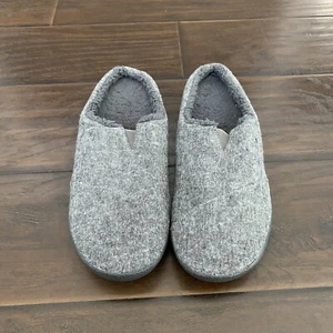 Toms Men's Slip On Fuzzy Gray Slippers Size 12 - Picture 1 of 7