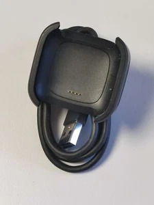 Oryginalny kabel ładujący Fitbit Versa 2 - Zdjęcie 1 z 1