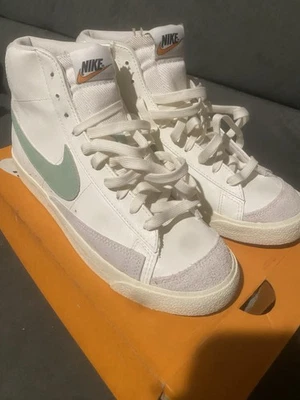 Size 9(Men’s)~10.5(Women)- Nike Blazer '77 Vintage Mid Sail Stadium Green - Image 1 of 4
