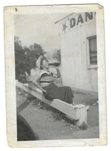 Vintage Vernacular Snapshot Woman Drinking Beer White Rock Cafe "Jewel" - Picture 1 of 2