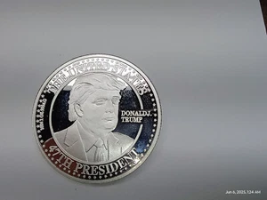 FAKE .999 SILVER ROUNDS! WARNING! - Picture 1 of 3