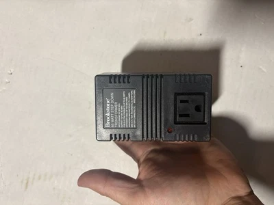 Brookstone 85 Watt Step Down Transformer In Home Self Transformer For Electronic - Image 1 of 2