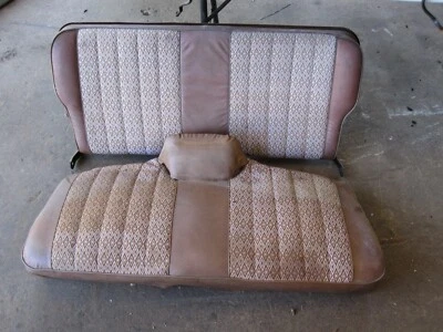 75-80  AMC PACER HATCHBACK REAR SEAT COMPLETE NICE UPHOLSTERY OEM - Image 1 of 4