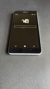 White Microsoft Lumia 950 - 32GB AT&T Unlocked Smartphone VoLTE