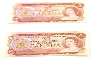 Bank of Canada 1974 $2 - 2 consecutive notes lawson/bouey U/M prefix - Picture 1 of 2