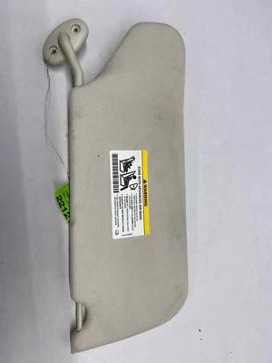 Sun Visor CHRYSLER SEBRING Right 07 Sdn w/o illumination grey Int passenger - Image 1 of 4