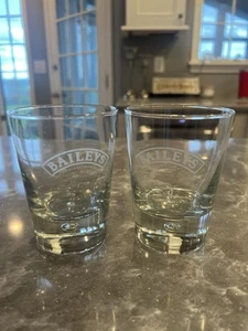 Set of 2 Baileys Original Irish Cream Etched Logo Bubble Base Rocks Glasses - Picture 1 of 7