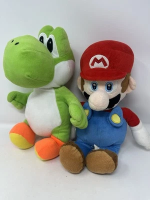 Brinquedo de pelúcia Super Mario Brothers YOSHI 2020 e 2016 Mario de pelúcia 14" - Imagem 1 de 4