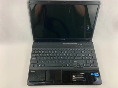 Sony VAIO PCG-71314L Laptop For Parts/ Repairs, Powers On Cracked Screen, No HDD - Image 1 of 4