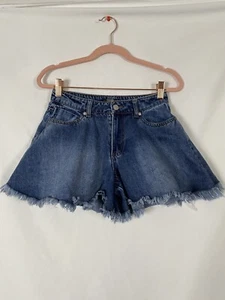 Truce Girls Denim Shorts Blue Medium Wash Frayed Size 10 - Picture 1 of 11