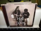 DARYL HALL & JOHN OATES.  " THE COLLECTION "  CD UK 2004. RCA LABEL. NM