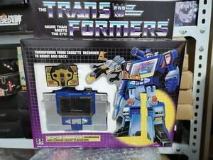 New Transformers G1 Reissue Deception Soundwave & Buzzsaw Action Figure Box Set - Picture 1 of 9