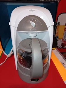 Macchina da tè calda Sunbeam Tea Drop modello HTM3 capacità 28 oz - Foto 1 di 9