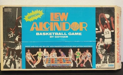 Vintage 1970s-80s Lew Alcindor Basketball Game In Box Good Condition - Image 1 of 4