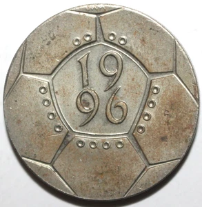 British Two Pounds Coin 1996 KM# 973 Britain UK European Football Championship 2 - Picture 1 of 2