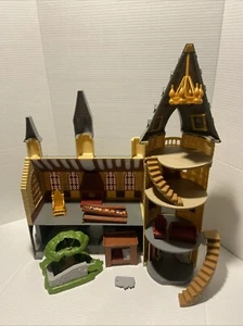 Wizarding World of Harry Potter Minis Hogwarts Castle Playset Works incomplete - Picture 1 of 13