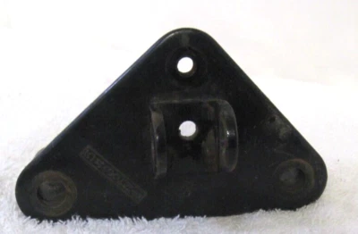 02 Soporte de peldaño delantero izquierdo Kawasaki Vulcan VN800 OEM 34003-1413 Foto 1 de 4