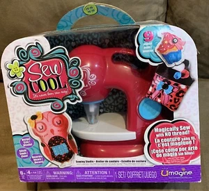 SEW COOL MAGICALLY SEW WITH NO THRED SEWING MACHINE SUPER COOL!! - Picture 1 of 2