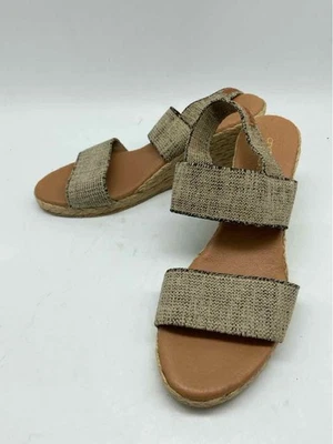 Sandalias de cuña Andre Assous de segunda mano color tostado talla 39 Foto 1 de 4