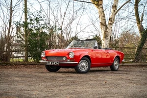 1970 FIAT 124 SPORT SPIDER (BS SERIES) Immaculate car in the best colours - Picture 1 of 24