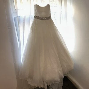 Hollywood Dreams Wedding Dress - Picture 1 of 14