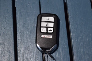 OEM Honda Smart Key Keyless Entry Remote Fob - Picture 1 of 2
