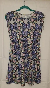 Girls XL Short Sleeve Gray Dress With Colorful Butterflies - Picture 1 of 4