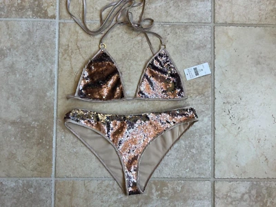 FASHION NOVA 金色亮片比基尼泳衣 M 码 — 第 1/4 张图片
