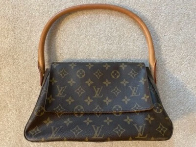 Bolsa Hobo Louis Vuitton Looping Mini Couro Marrom - Imagem 1 de 4