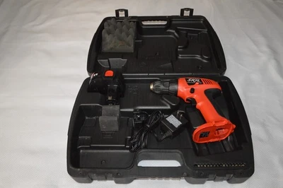 SKIL ~ VARIABLE SPEED ~ 12 VOLT ~ CORDLESS DRILL ~ 3/8" CHUCK ~ 2465-02 - Image 1 of 4