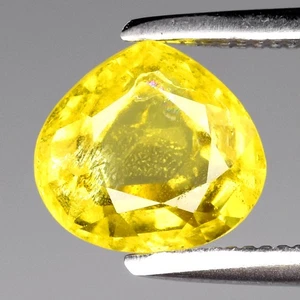 π 1.25ct 6.8x6.2mm Pear Natural Greenish Yellow Grossular Garnet - Mali Gem - Picture 1 of 4
