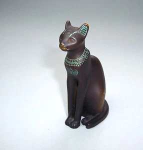 Vintage SOLID Cast BRONZE Veronese EGYPTIAN Sitting CAT SCULPTURE Ornament - Picture 1 of 8