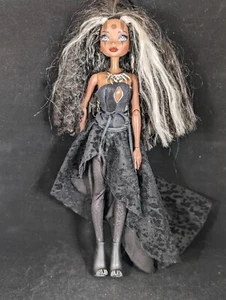 MARVEL Fan Girl  MADAME ALEXANDER Black Panther DOLL 14" USED - Picture 1 of 3