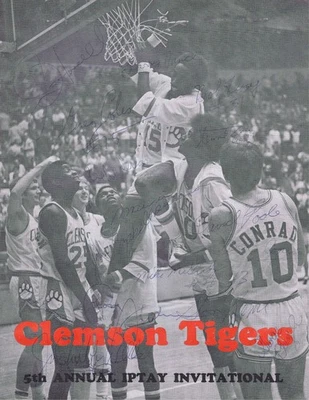 1977 Clemson IPTAY programa de basquete assinado HC Bill Foster NBA Larry Nance +13 - Imagem 1 de 4