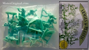 Armies in Plastic: Russian Civil War White Army Infantry - 1/32 Scale (54mm) - Picture 1 of 4